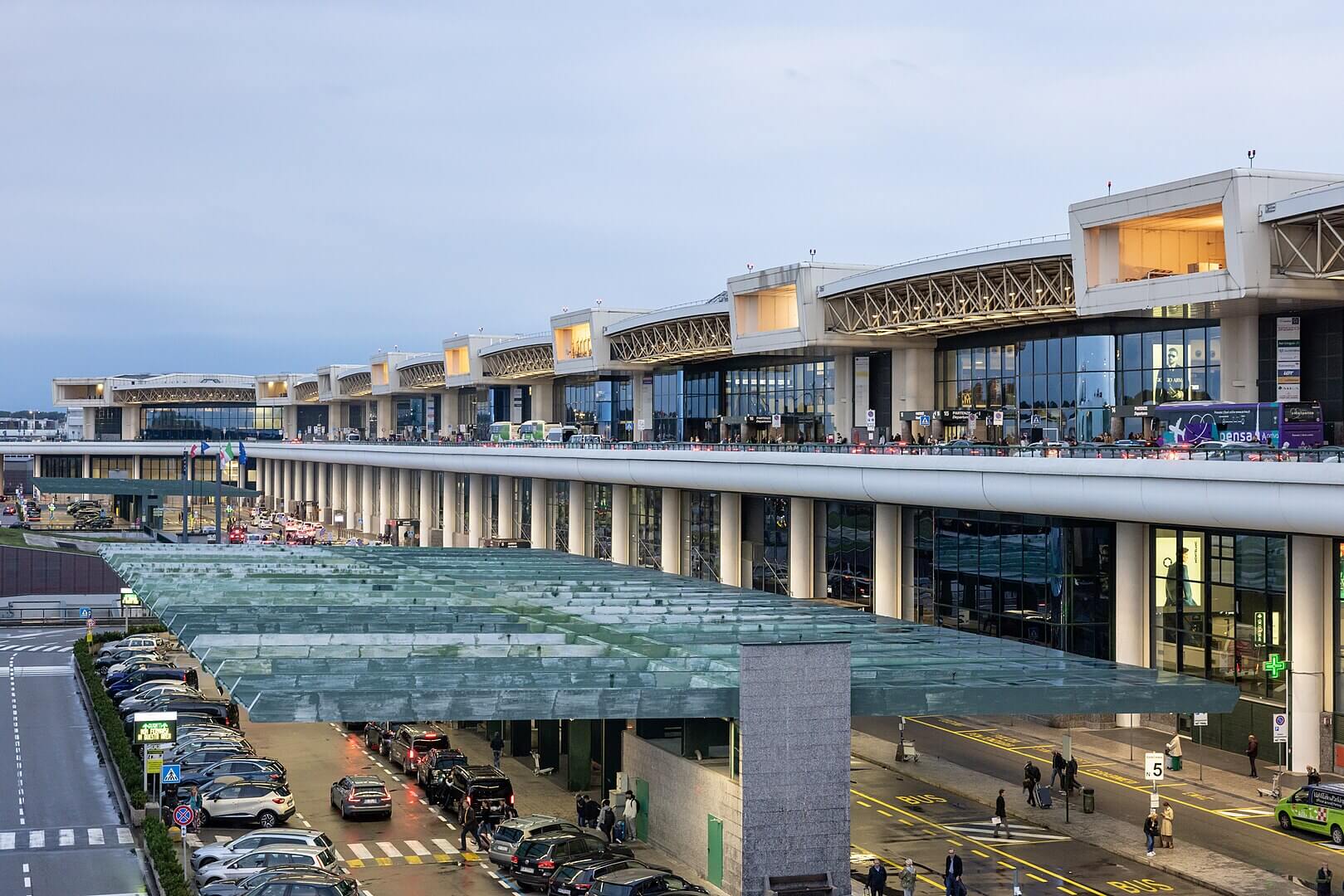 【2023年最新】イタリア・ミラノの空港は3つ！マルペンサ空港、リナーテ空港、ベルガモ空港を徹底解説 | NEWT（ニュート）